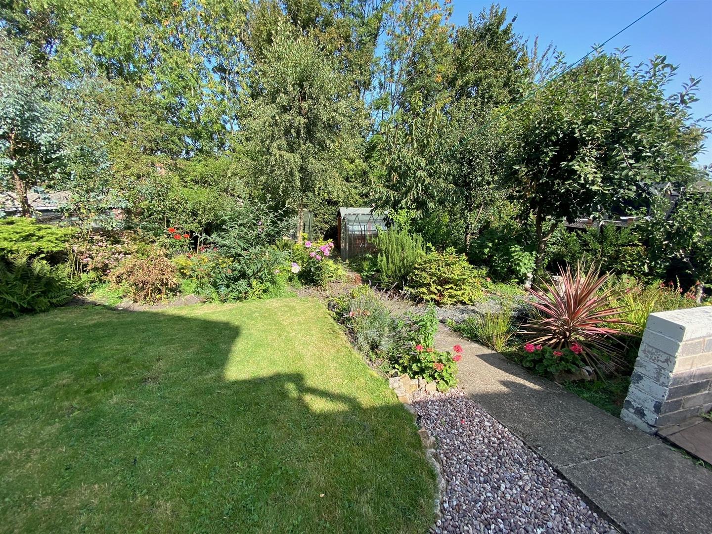 Henshaw Place, Ilkeston Robert Ellis Estate Agents